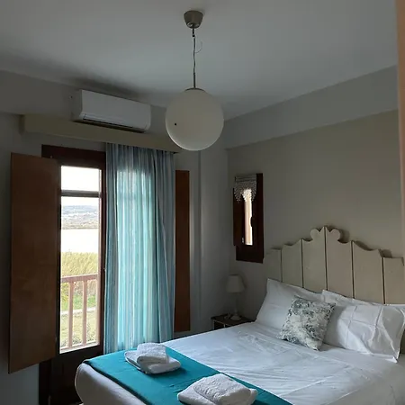 Blue Heart Luxury Ii Naxos City