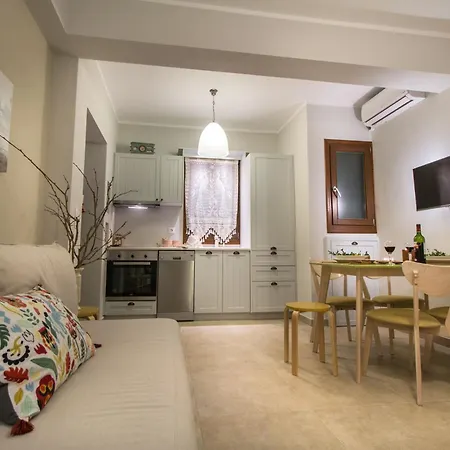 Blue Heart Luxury Ii Apartment Naxos City